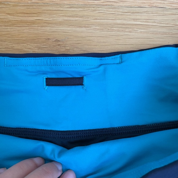 Lululemon Speed Shorts Baroque Inkwell Surge Sz 4 - Picture 5 of 8